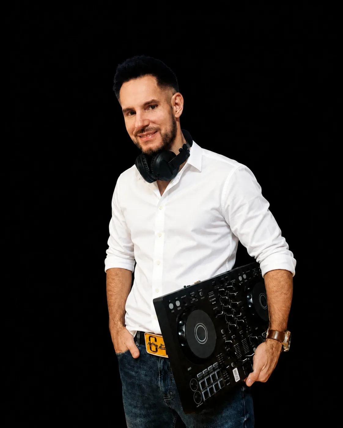 Marcin Kawka – DJ, wokalista i założyciel Karaoke Imprezy